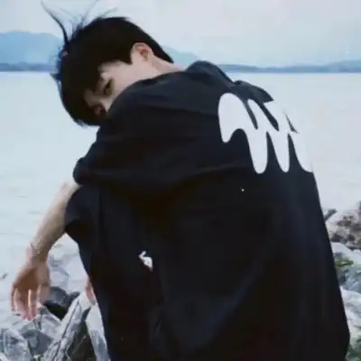 曾雅彤 曾雅彤